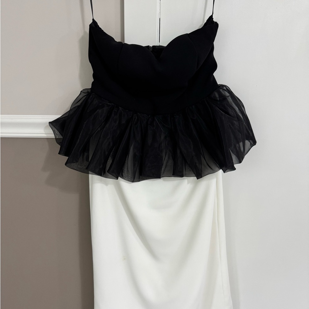 MOTF Strapless Black and White Dress